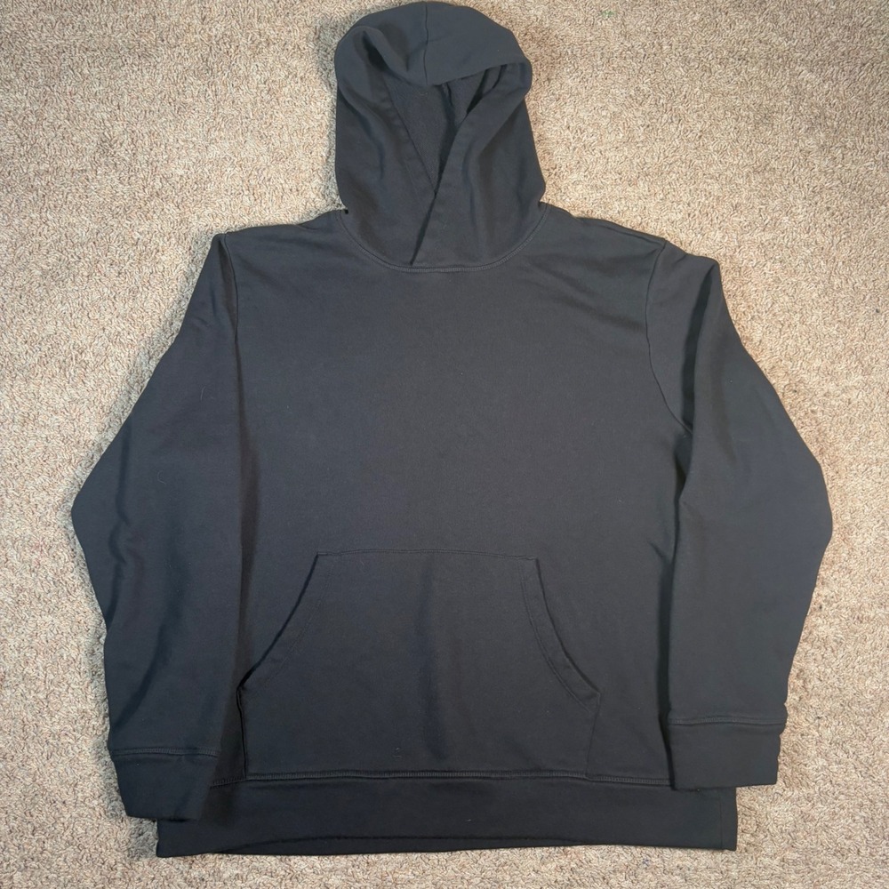 Barefoot Dreams Moon Collection Black Sweatshirt Classic Pullover Design
